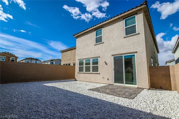 $2,700 | 8177 Calpena Avenue, Las Vegas, NV 89113