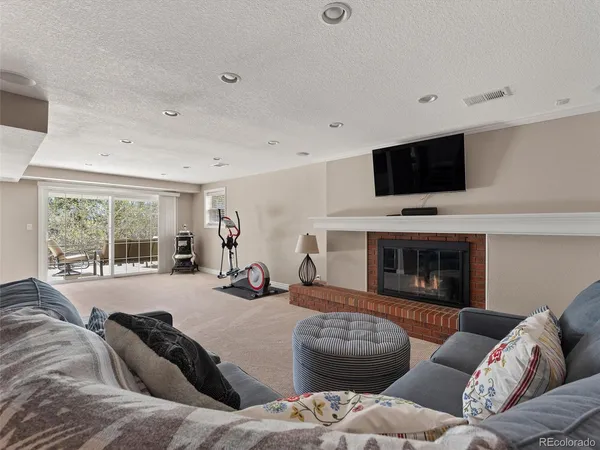 $789,000 | 7109 South Poplar Lane, Centennial, CO 80112