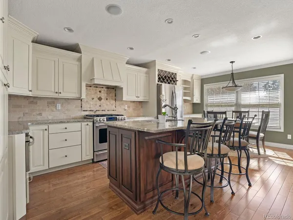 $789,000 | 7109 South Poplar Lane, Centennial, CO 80112