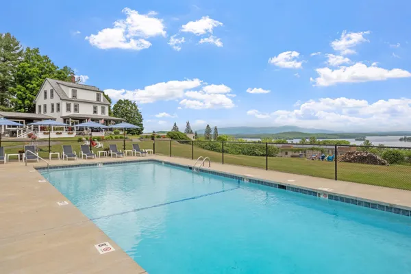 $3,950,000 | 291 Endicott Street North, Laconia, NH 03246