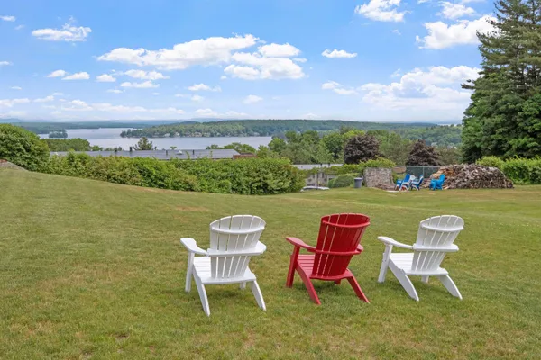 $3,950,000 | 291 Endicott Street North, Laconia, NH 03246