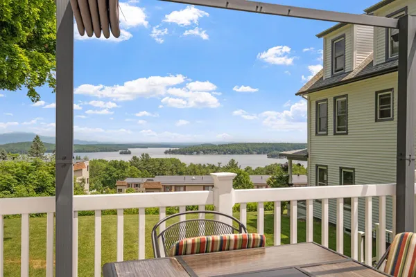 $3,950,000 | 291 Endicott Street North, Laconia, NH 03246