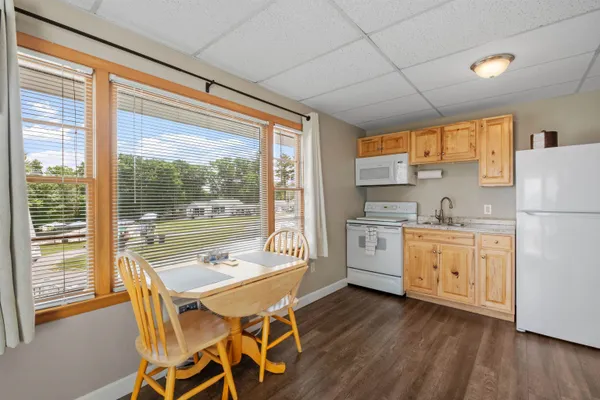$3,950,000 | 291 Endicott Street North, Laconia, NH 03246