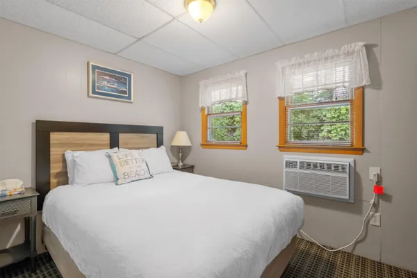 $3,950,000 | 291 Endicott Street North, Laconia, NH 03246