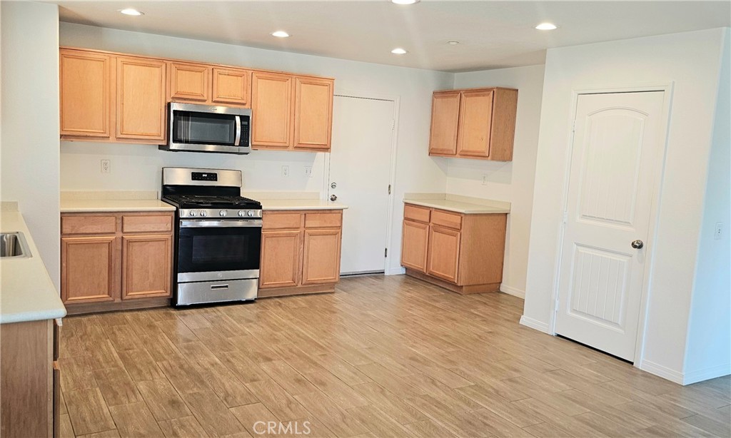 9242 Kettle Road Riverside, CA 92508 - Photo 7 of 23