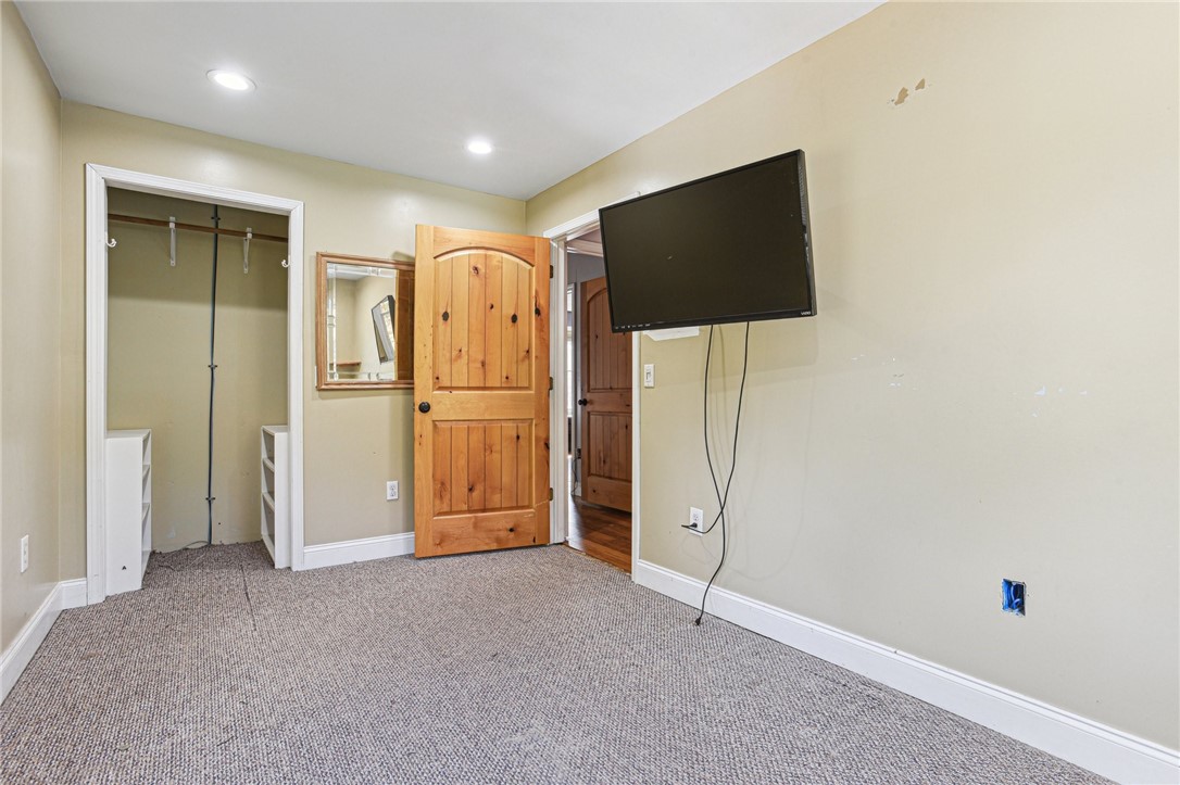 89 Maxson Hill Road Hopkinton, RI 02804 - Photo 23 of 28