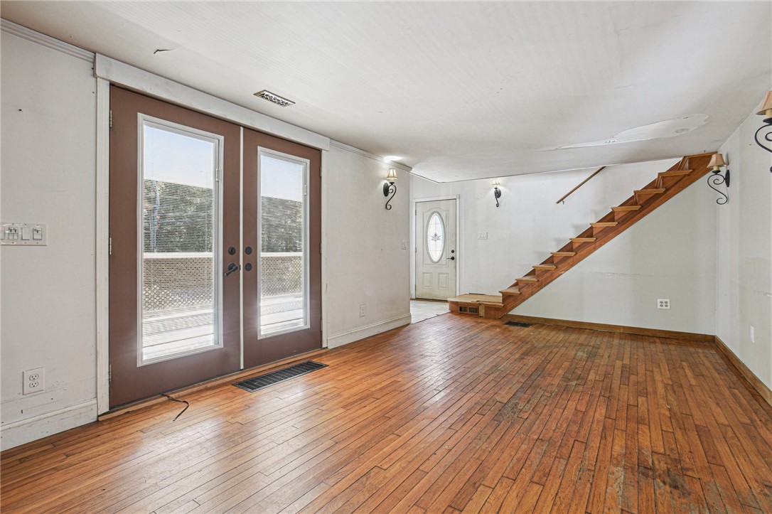 89 Maxson Hill Road Hopkinton, RI 02804 - Photo 8 of 28