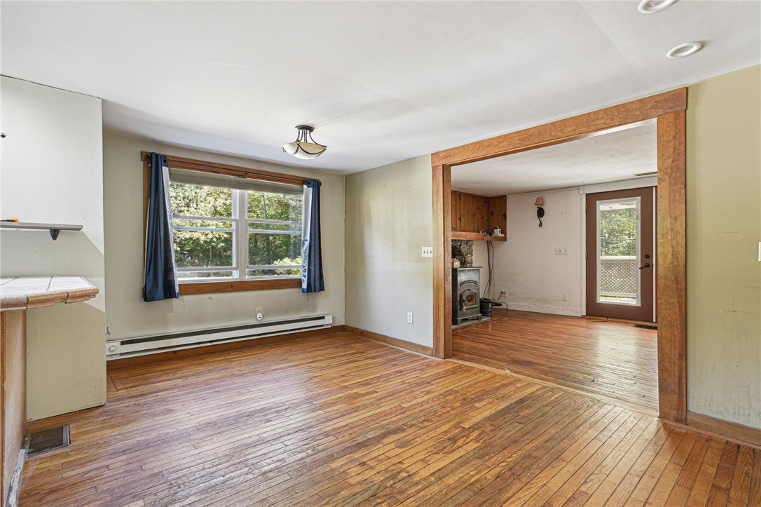 89 Maxson Hill Road Hopkinton, RI 02804 - Photo 10 of 28