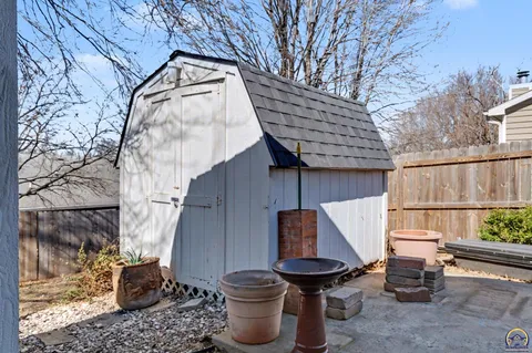 $295,000 | 2613 Mayfair Drive, Lawrence, KS 66046