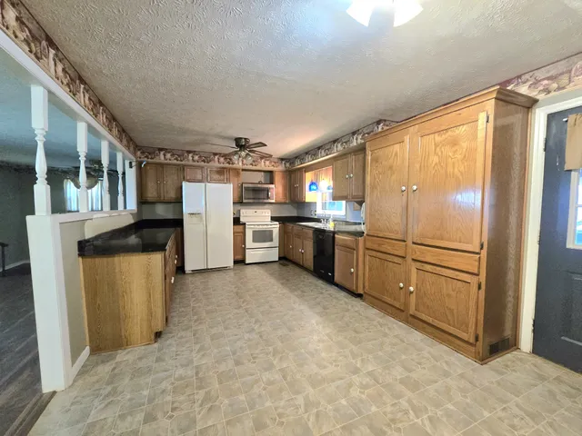 $525,000 | 6579 Vervilla Road, Morrison, TN 37357