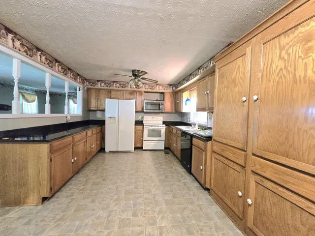 $525,000 | 6579 Vervilla Road, Morrison, TN 37357