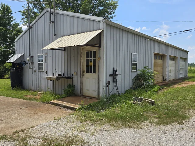 $525,000 | 6579 Vervilla Road, Morrison, TN 37357