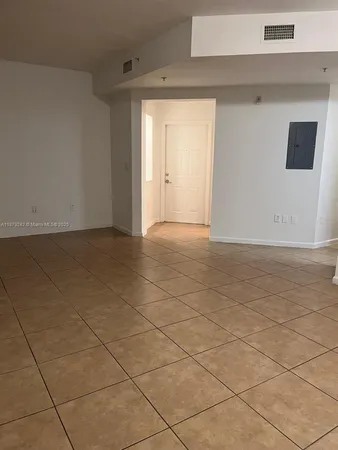 $400,000 | 11401 Northwest 89th Street, Unit 220, Doral, FL 33178