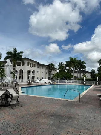 $400,000 | 11401 Northwest 89th Street, Unit 220, Doral, FL 33178