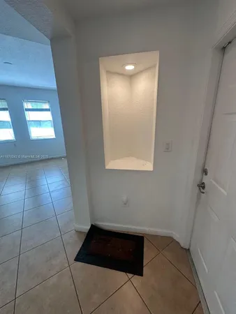 $400,000 | 11401 Northwest 89th Street, Unit 220, Doral, FL 33178