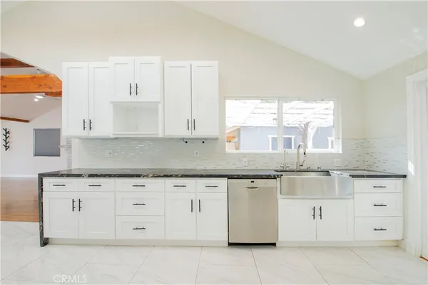 $1,049,900 | 7447 Enfield Avenue, Reseda, CA 91335