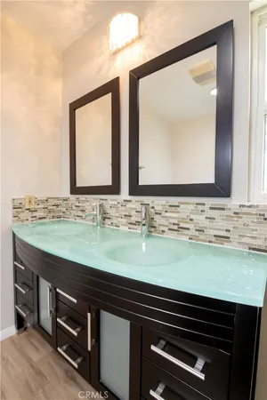 $1,049,900 | 7447 Enfield Avenue, Reseda, CA 91335