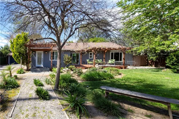 $1,049,900 | 7447 Enfield Avenue, Reseda, CA 91335
