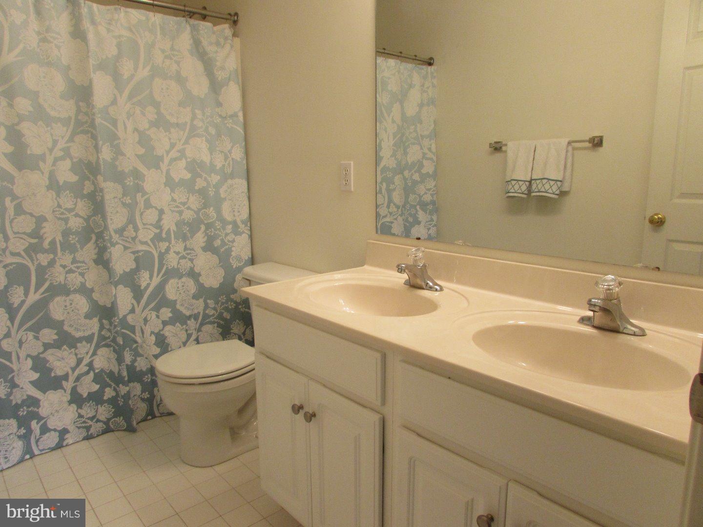 677 Lenni Road Aston, PA 19014 - Photo 23 of 25 Half Bath