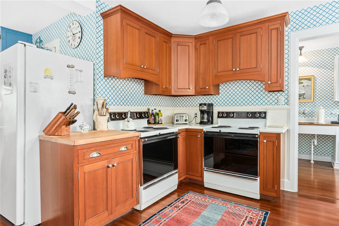 8 Westerly Road Westerly, RI 02891 - Photo 24 of 41 ...and two ranges!