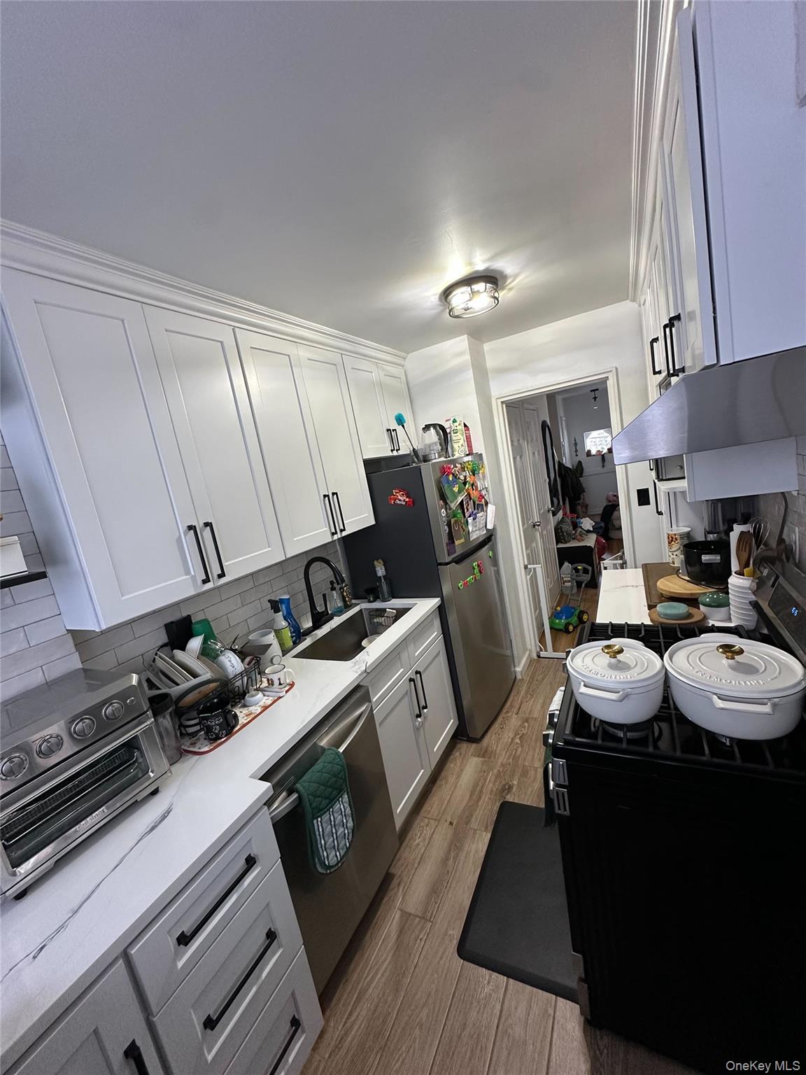 615 Bronx River Road Yonkers, NY 10704 - Photo 4 of 13