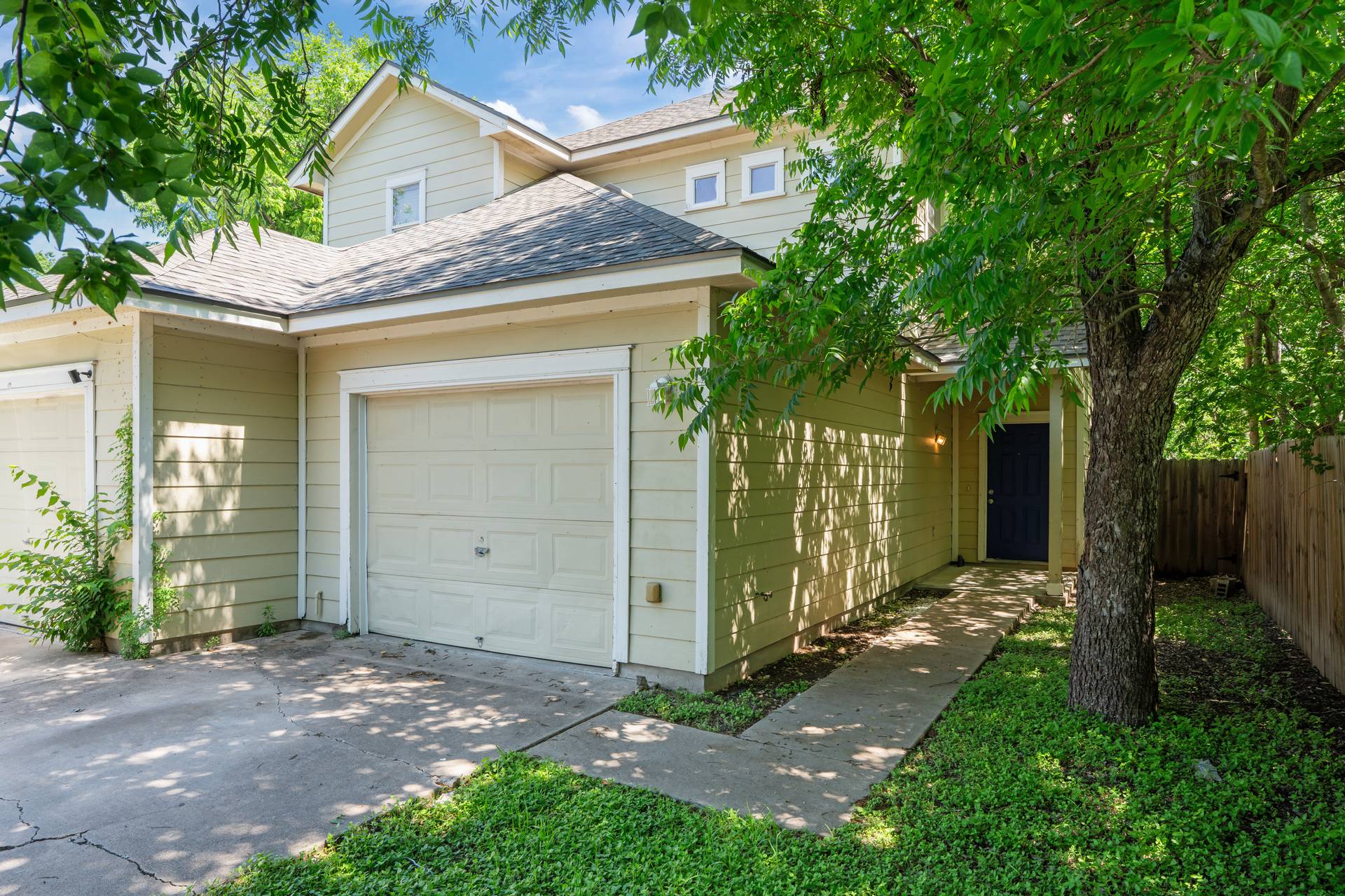 5510 Prock Lane Austin, TX 78721 - Photo 1 of 29