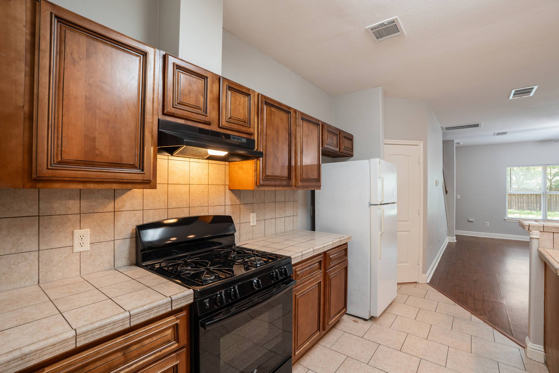 5510 Prock Lane Austin, TX 78721 - Photo 4 of 29