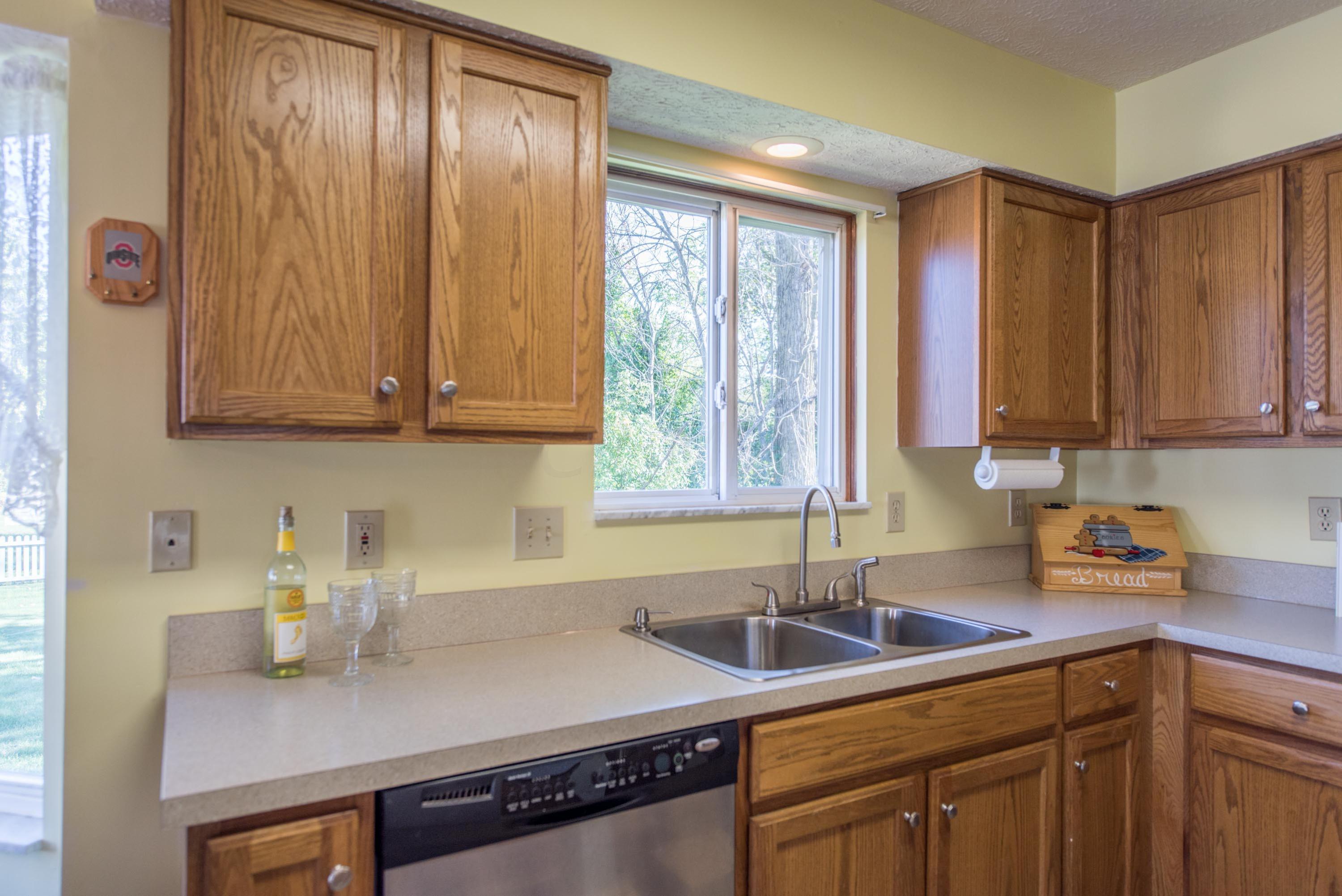 8086 Rodebaugh Road Reynoldsburg, OH 43068 - Photo 8 of 62 Gallery Image 8