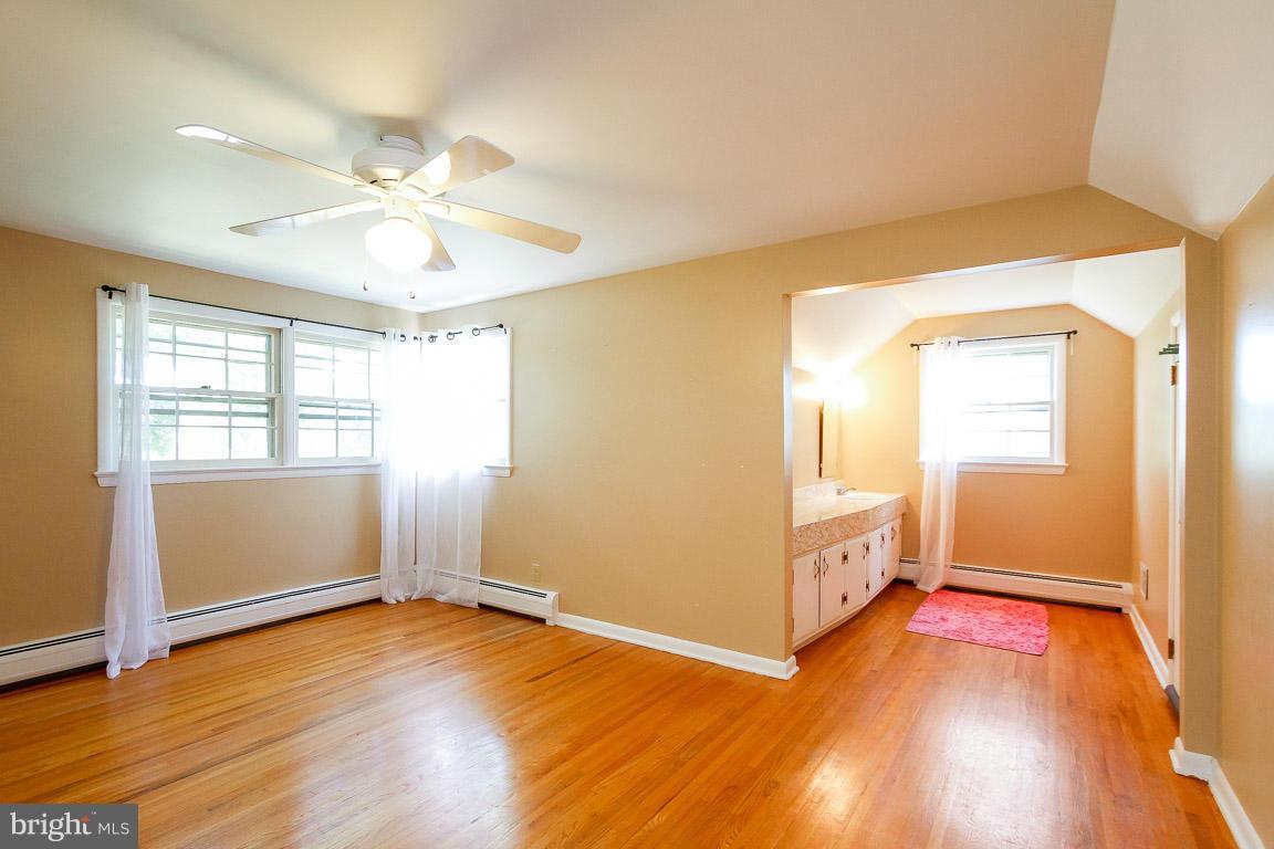 296 Dover Road Warrenton, VA 20186 - Photo 15 of 22 Bedroom (Master)
