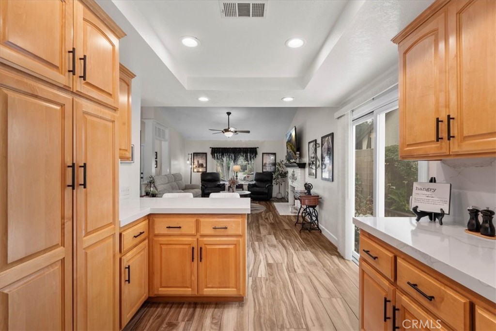 1330 Del Rio Way Ontario, CA 91764 - Photo 10 of 32 Kitchen