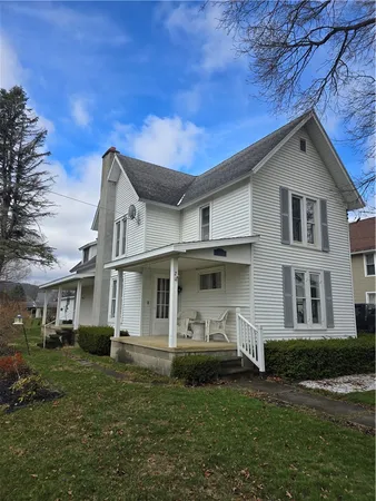 $154,900 | 2 Morgan Street, Avoca, NY 14809
