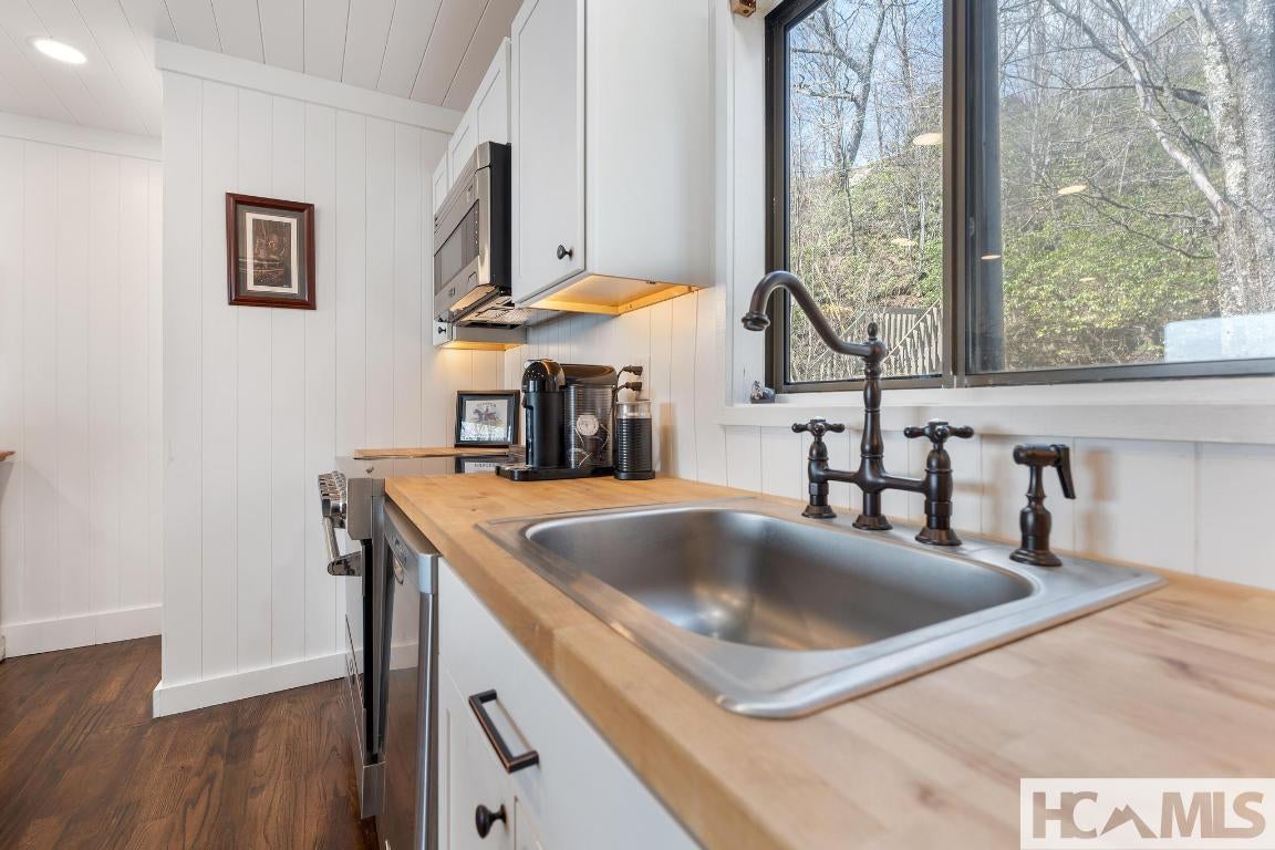 804 Vz Top Road, Unit 804 Highlands, NC 28741 - Photo 10 of 76 Gallery Image 10