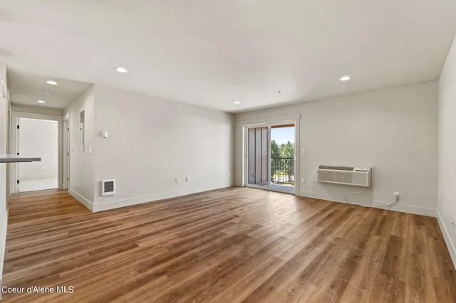 $379,000 | 424 South Olive Avenue, Unit 203, Sandpoint, ID 83864