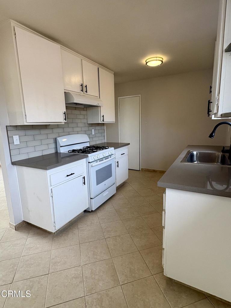 1951 North Ventura Road, Unit D Oxnard, CA 93036 - Photo 5 of 12