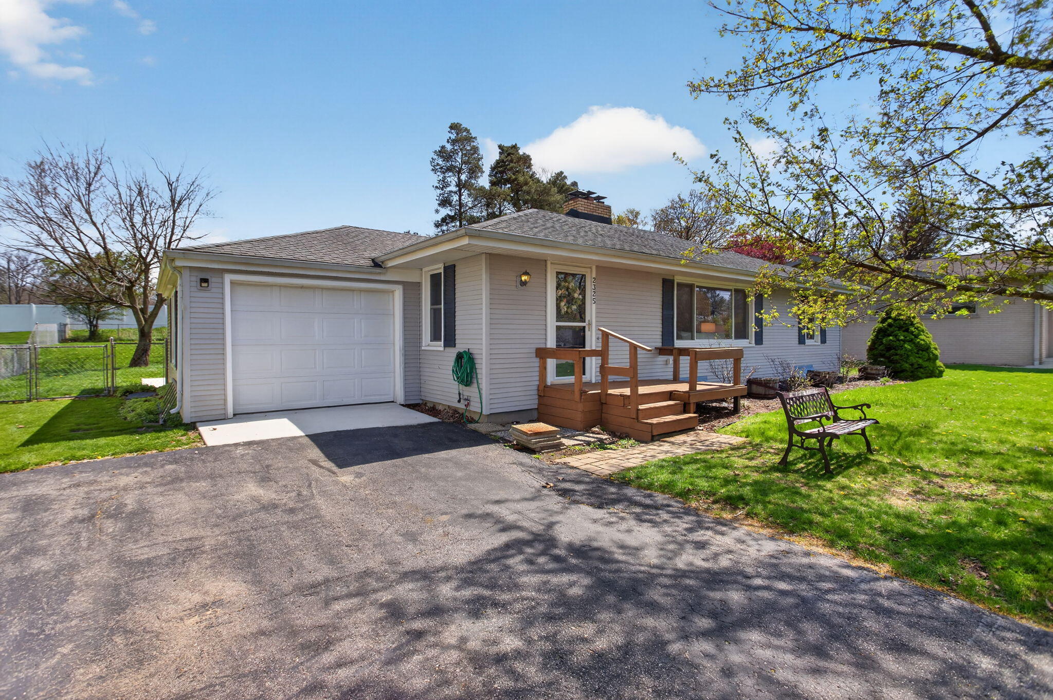 2325 Maple Drive Jackson, MI 49203 - Photo 45 of 50 4-web-or-mls-0N0A4921