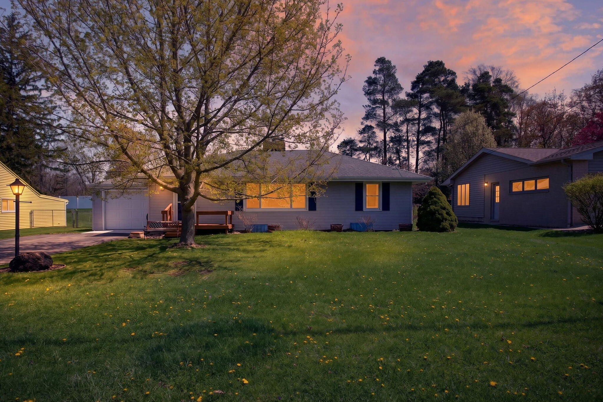 2325 Maple Drive Jackson, MI 49203 - Photo 50 of 50 3-web-or-mls-0N0A4914#twilight