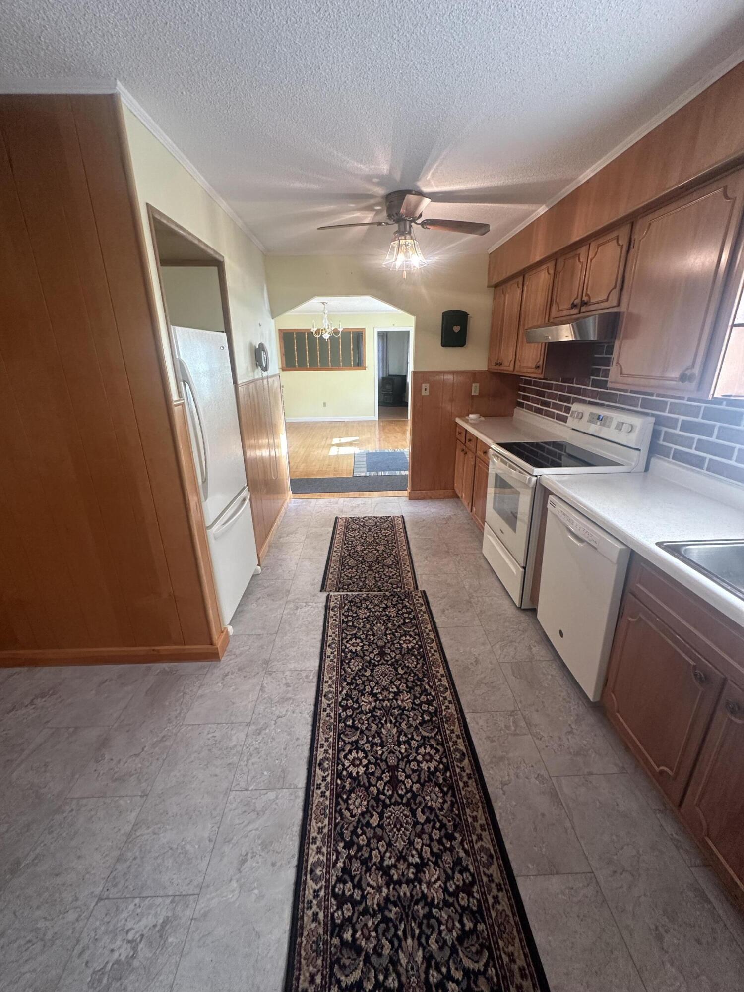 49 Birch Street East Millinocket, ME 04430 - Photo 4 of 34 F2E1D776-4875-42E0-A8C9-14C452E32CCC