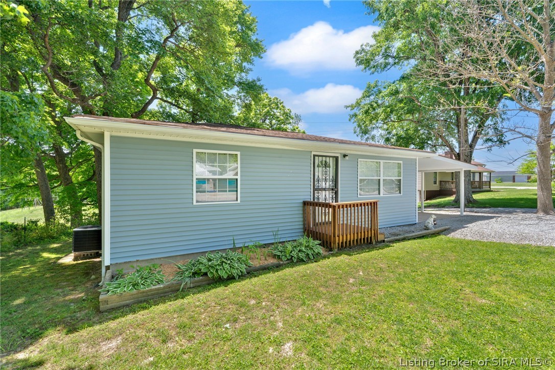 3359 East Riley Road Floyds Knobs, IN 47119 - Photo 5 of 27