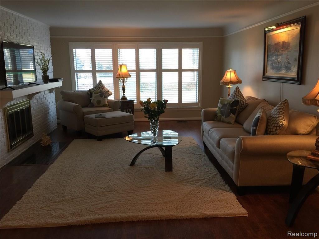 1750 Vernier Road, Unit 11 Grosse Pointe, MI 48236 - Photo 13 of 32 Vernier 21.JPG
