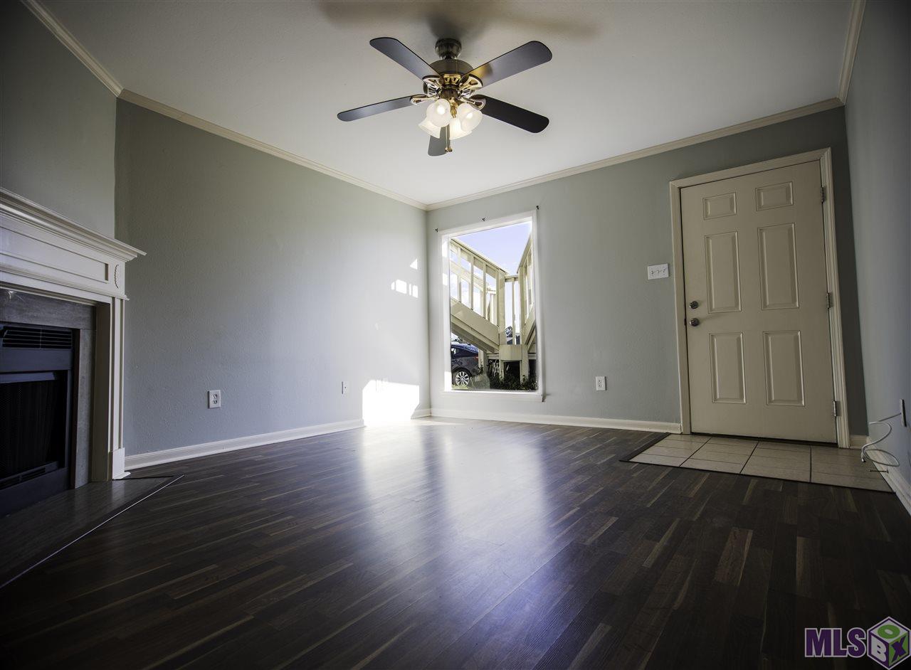 15021 Shenandoah View Court, Unit 1 Baton Rouge, LA 70817 - Photo 2 of 9