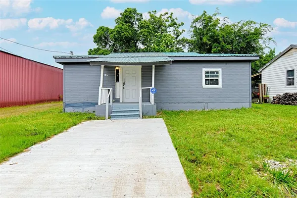 $99,900 | 109 East Marsalis Street, Celeste, TX 75423
