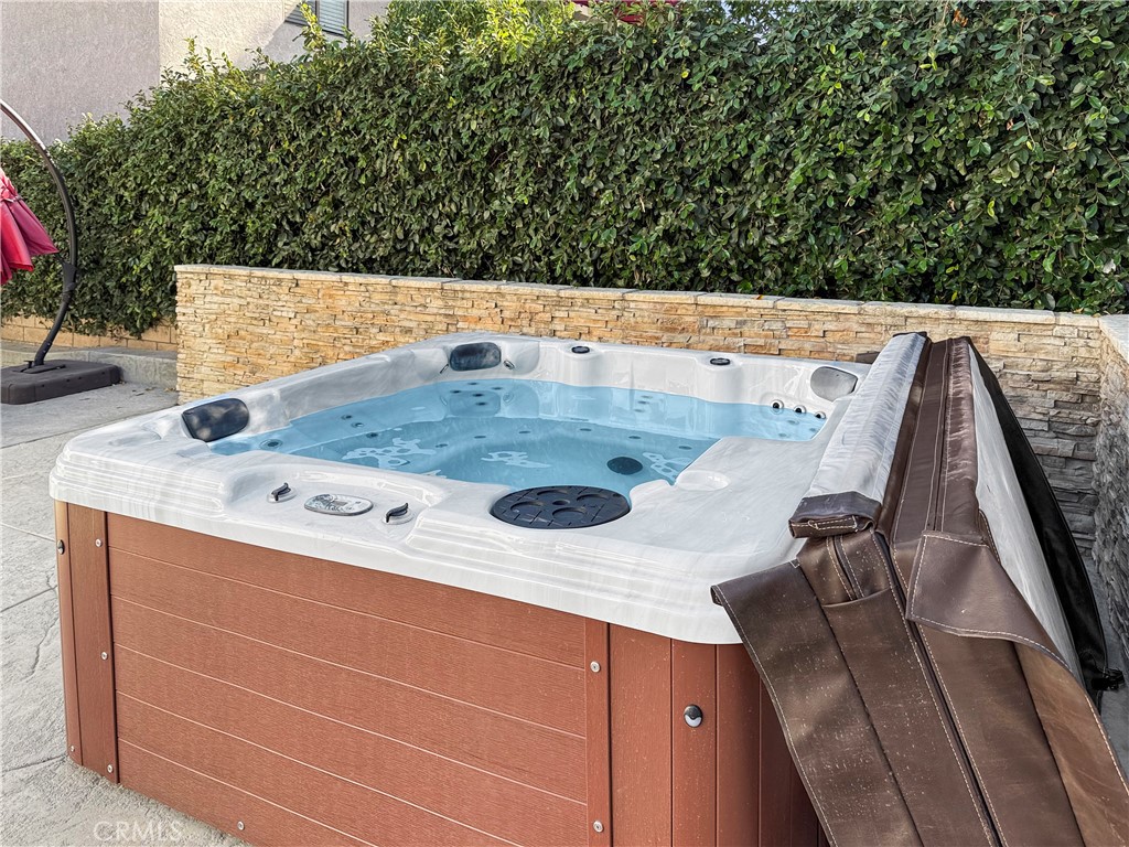 16955 Lake Knoll Parkway Riverside, CA 92503 - Photo 41 of 42 a view of outdoor space