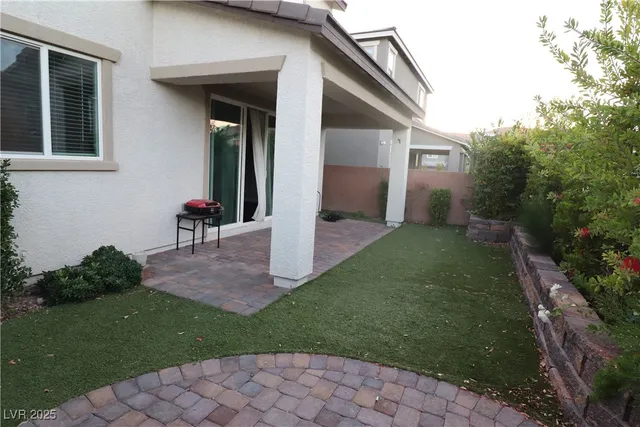 $2,350 | 9474 Brough Avenue, Las Vegas, NV 89178