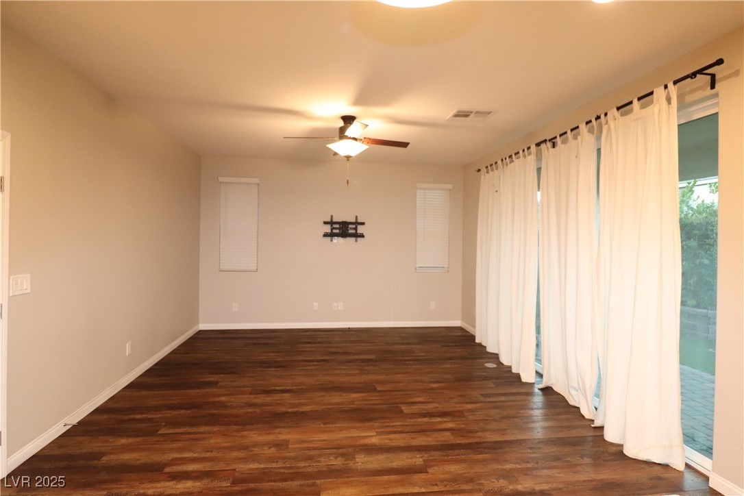 9474 Brough Avenue Las Vegas, NV 89178 - Photo 3 of 29