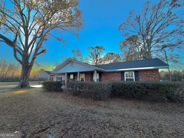 $287,250 | 1242 Broxton Highway, Hazlehurst, GA 31539