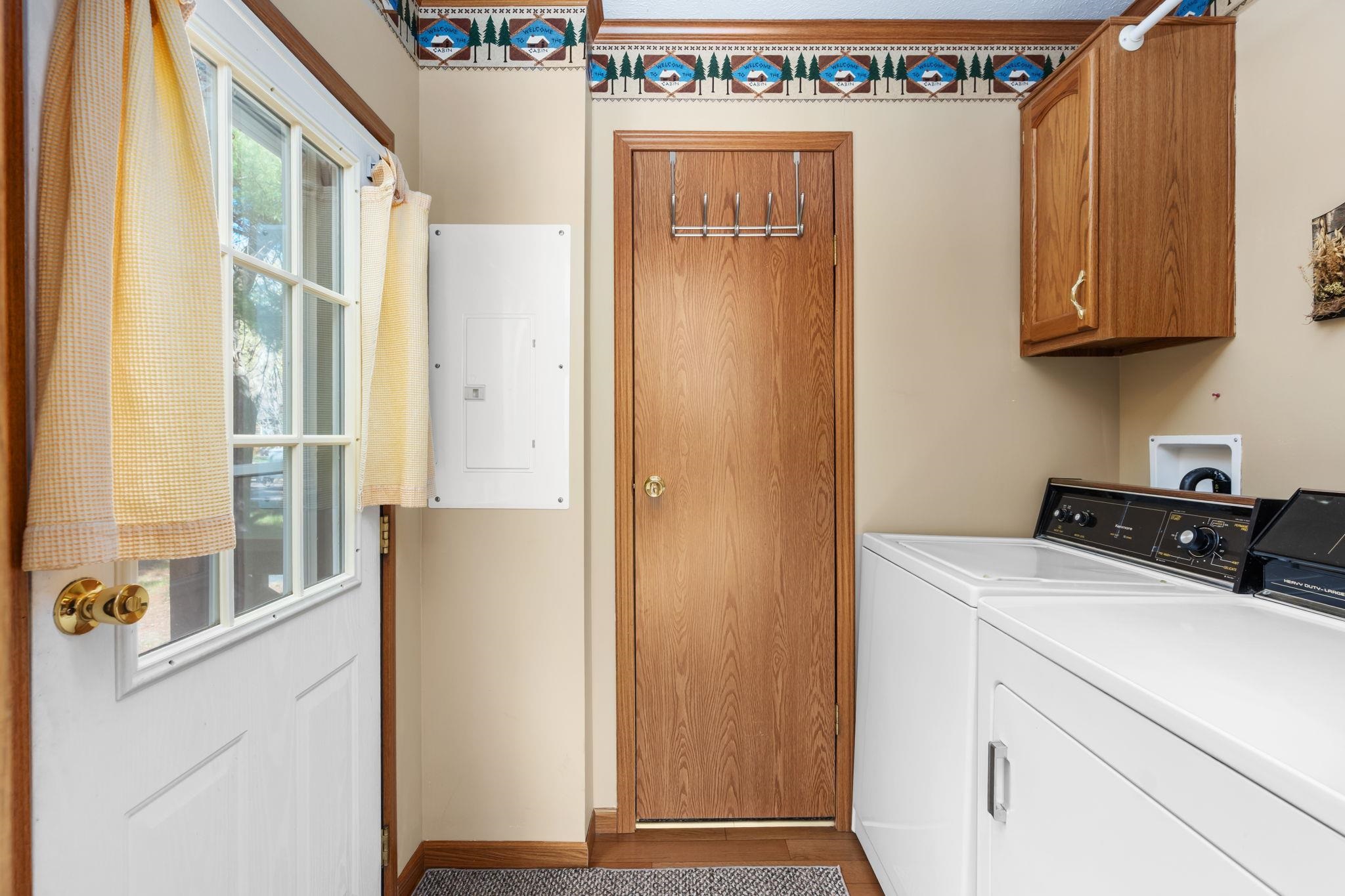 249 Berry Lane Wisconsin Dells, WI 53965 - Photo 10 of 27