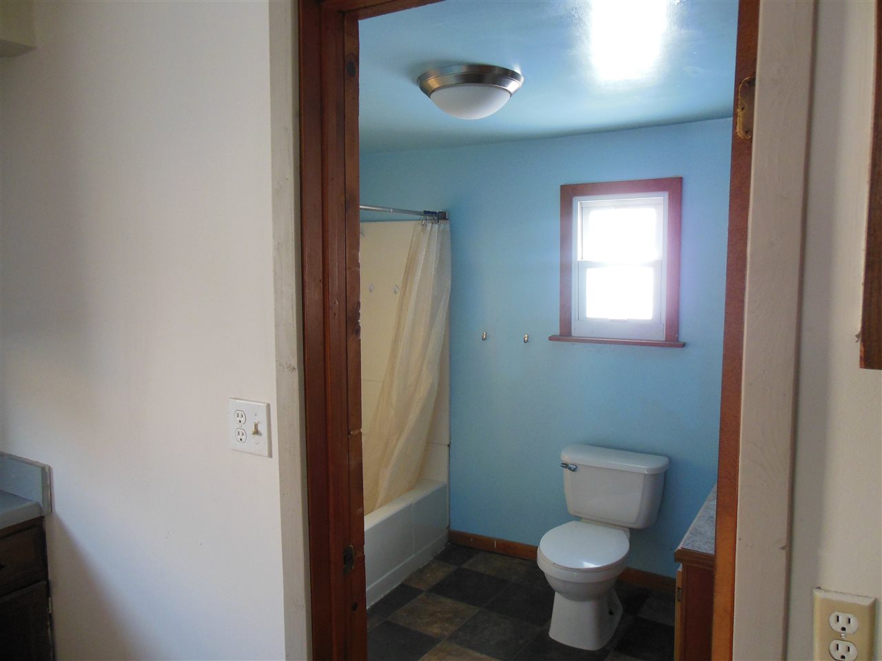 412 Depot Street Butler, IN 46721 - Photo 2 of 8