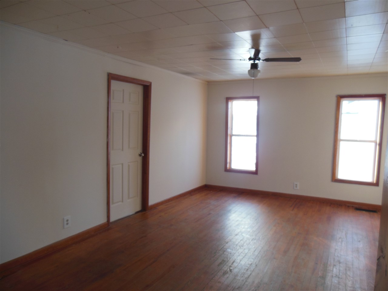 412 Depot Street Butler, IN 46721 - Photo 8 of 8