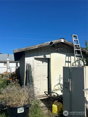 $215,000 | 517 Juniper Street, Oroville, WA 98844