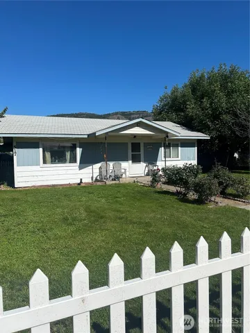 $215,000 | 517 Juniper Street, Oroville, WA 98844